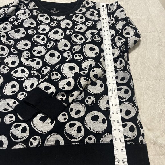 THE NIGHTMARE BEFORE CHRISTMAS Authentic Disney All-Over-Print Sweatshirt Large - Picture 4 of 9
